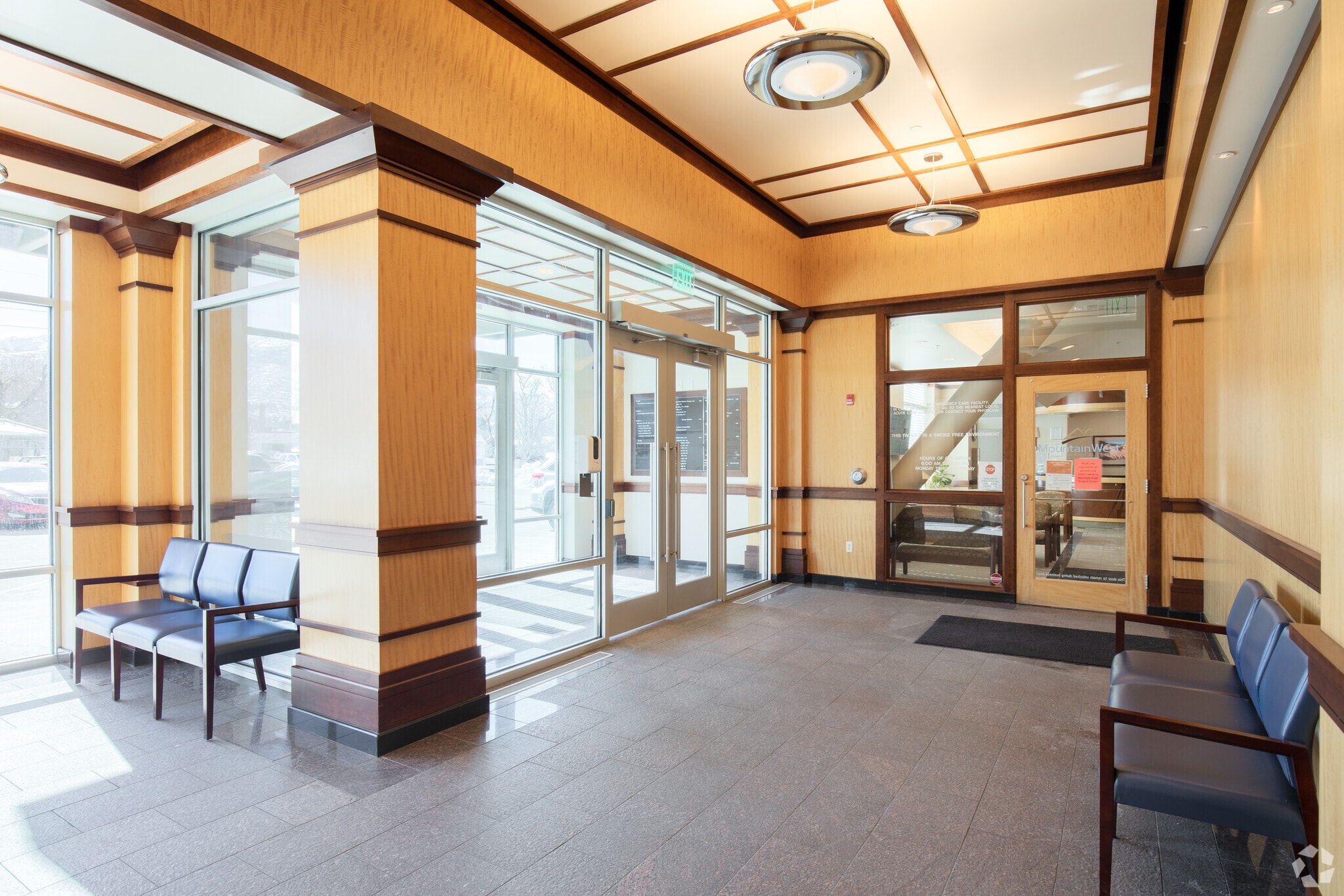 1551 S Renaissance Towne Dr, Bountiful, UT for lease Interior Photo- Image 1 of 17