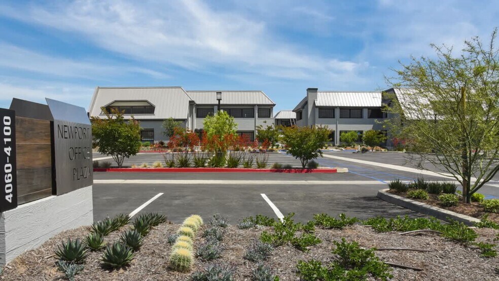 4060 Campus Dr, Newport Beach, CA à louer - Vidéo sur l’inscription commerciale - Image 2 de 9