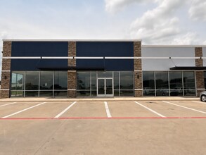 1401 S US Highway 81-287, Decatur, TX for lease Building Photo- Image 2 of 3