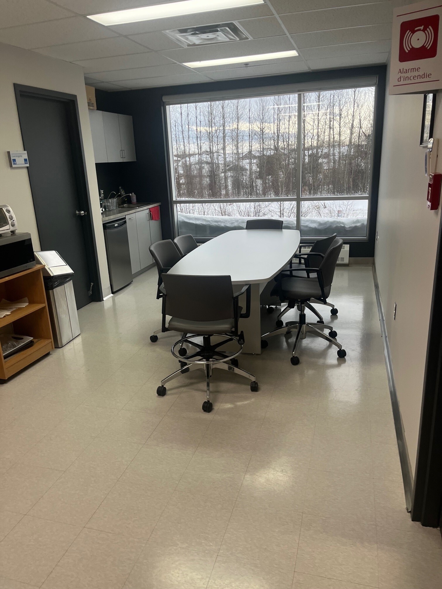 2110-2130 De La Chute-Du-Diable Rue, Chicoutimi, QC for lease Interior Photo- Image 1 of 6