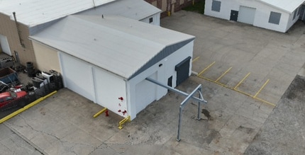 200 N 8th Ave E, Newton, IA for lease Building Photo- Image 2 of 7