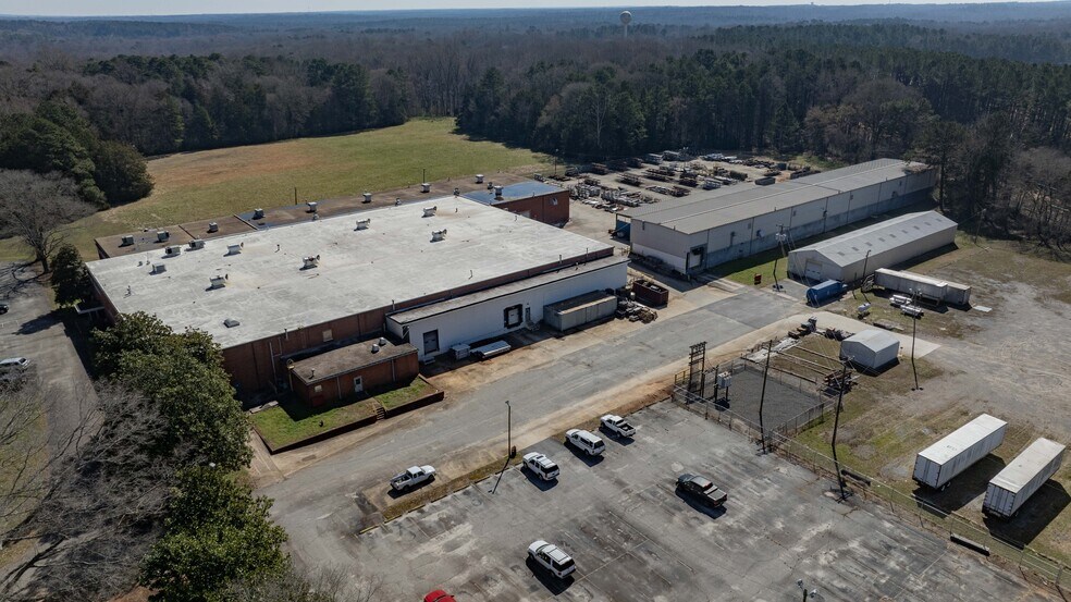 6044 Lancaster Hwy, Fort Lawn, SC à vendre - Photo du bâtiment - Image 2 de 4