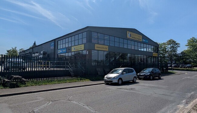 Plus de détails pour 50 South Way, Andover - Industriel à louer