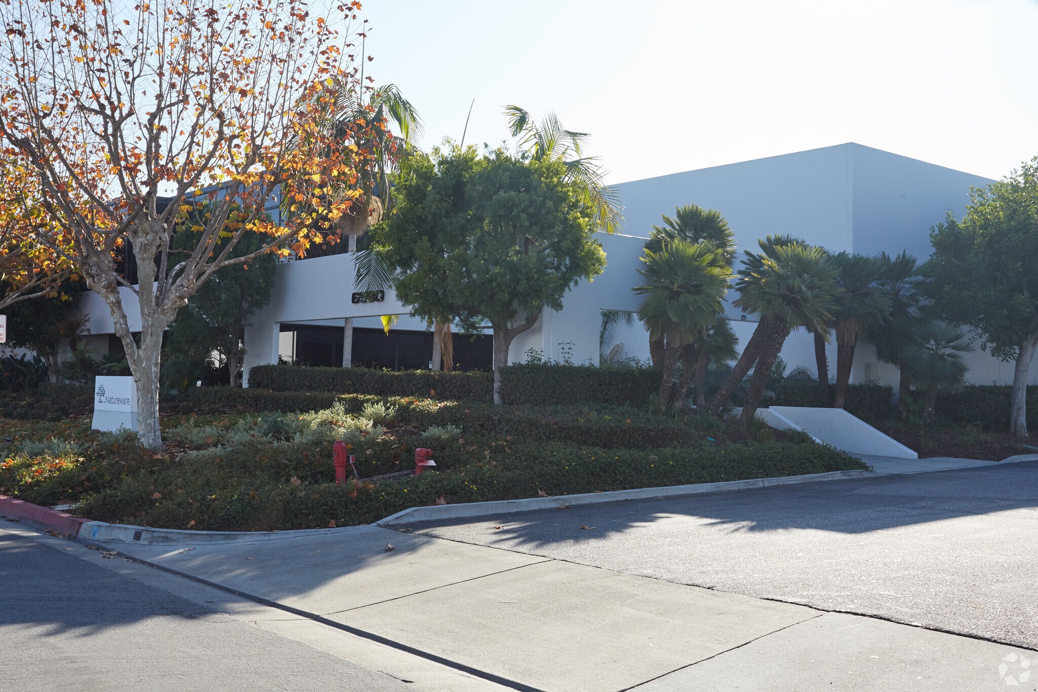 6590 Darin Way, Cypress, CA à louer Photo principale- Image 1 de 9