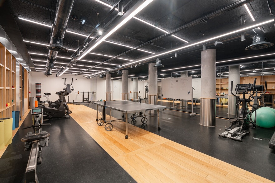 6-8 Rue Saint-Sabin, Paris for lease - Interior Photo - Image 3 of 14