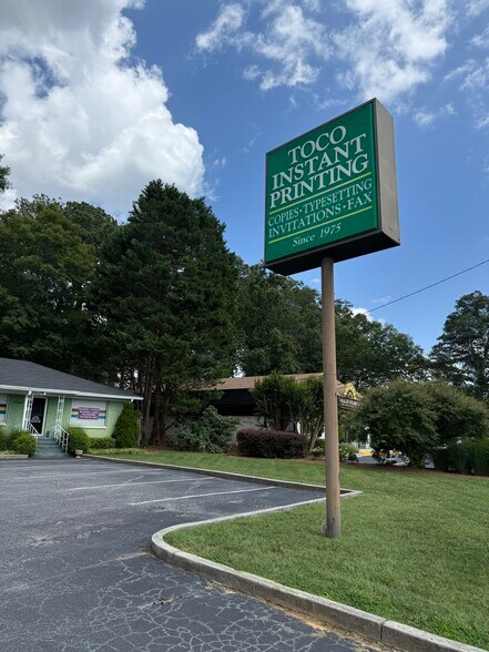 2960 N Druid Hills Rd NE, Atlanta, GA à louer - Autre - Image 2 de 3