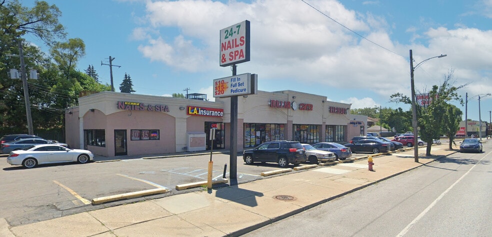 17500-17520 Livernois Ave, Detroit, MI for lease - Building Photo - Image 2 of 4