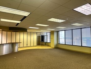 1 S Main St, Dayton, OH for lease Interior Photo- Image 2 of 10
