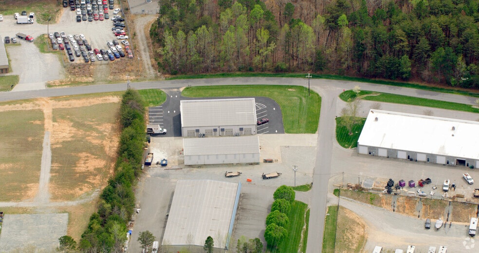 7491 Hagers Hollow Dr, Denver, NC à louer - Aérien - Image 2 de 8