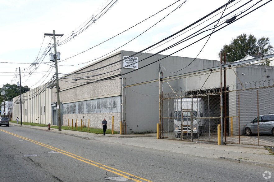 855-879 Garfield Ave, Jersey City, NJ à louer - Photo principale - Image 1 de 20
