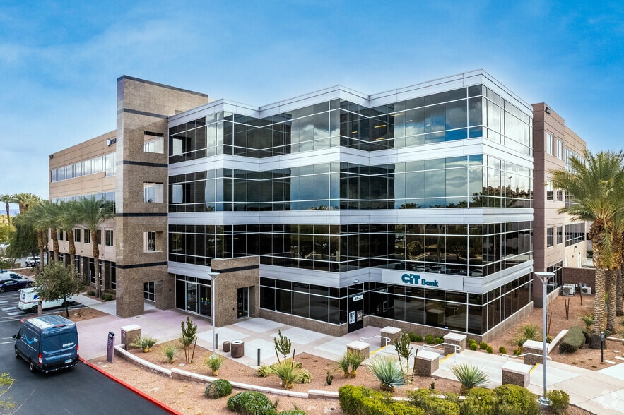 2360 Corporate Cir, Henderson, NV for lease - Primary Photo - Image 1 of 11