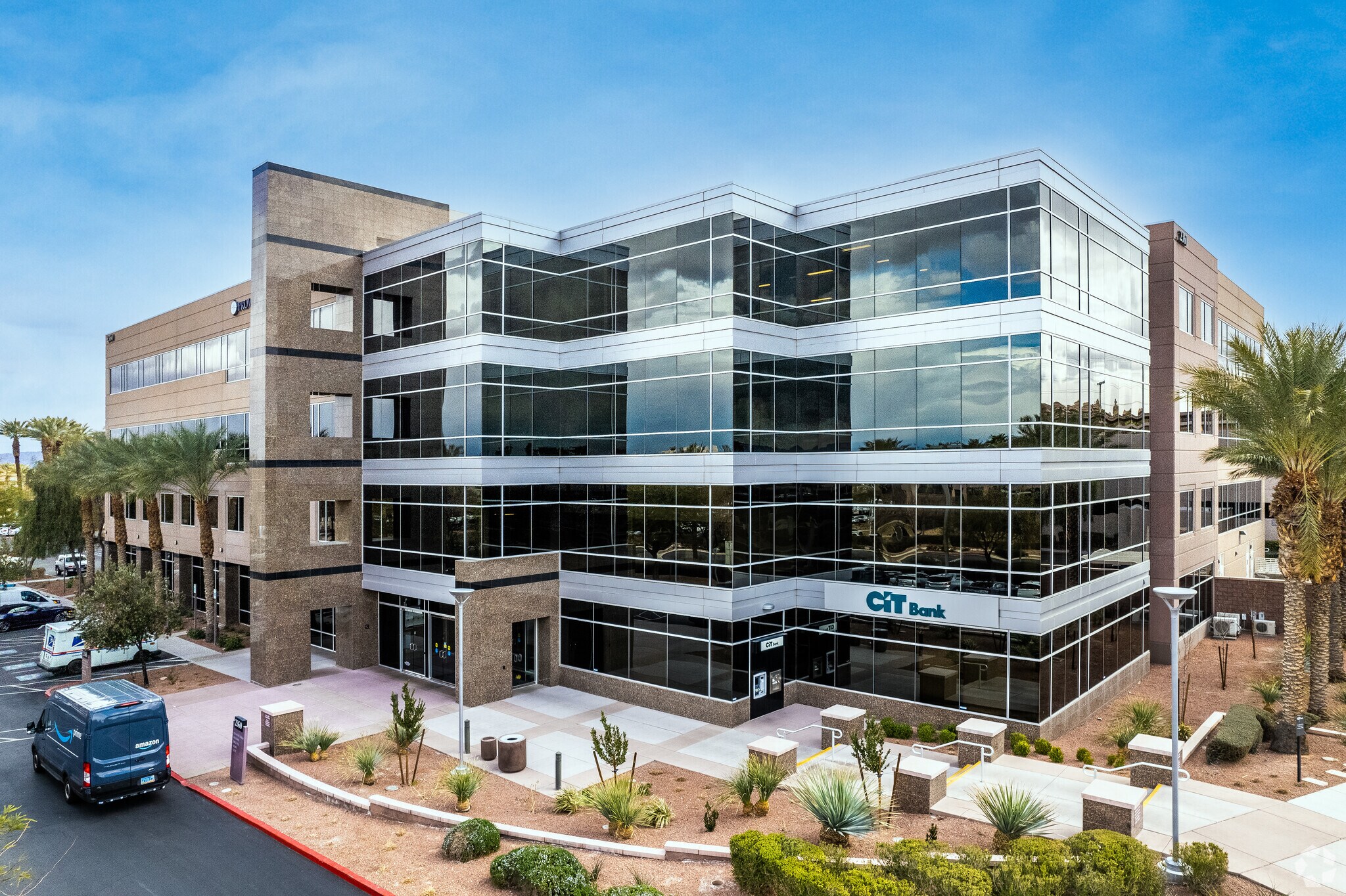 2360 Corporate Cir, Henderson, NV à louer Photo principale- Image 1 de 12