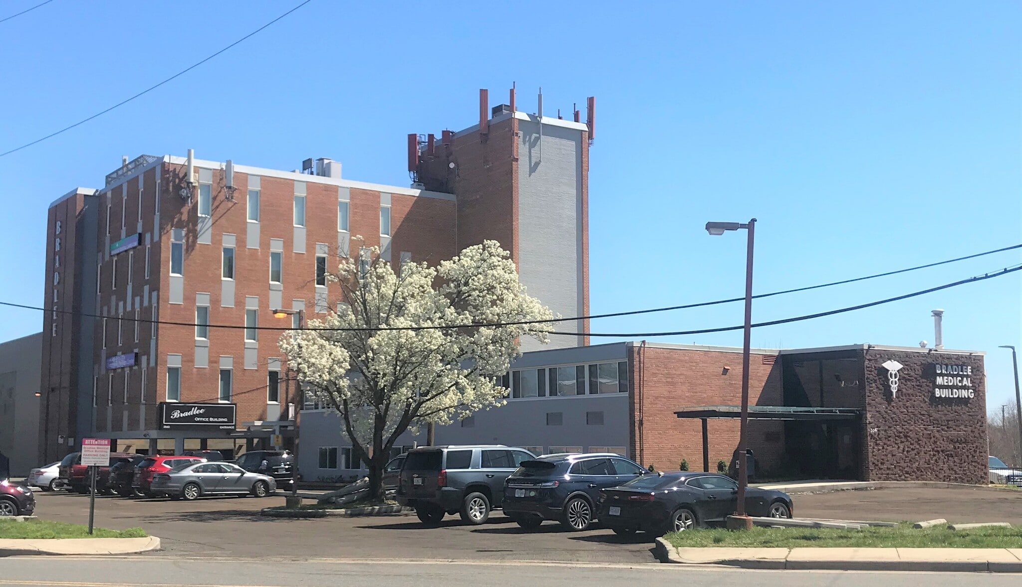 3541-3543 W Braddock Rd, Alexandria, VA for lease Primary Photo- Image 1 of 37