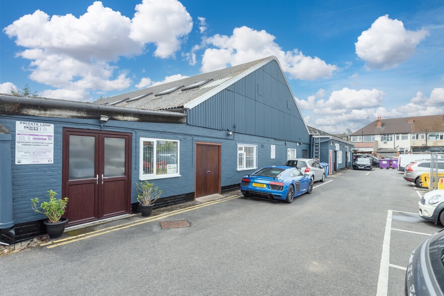 44-46 Terrace Rd, Walton On Thames for lease - Building Photo - Image 2 of 8