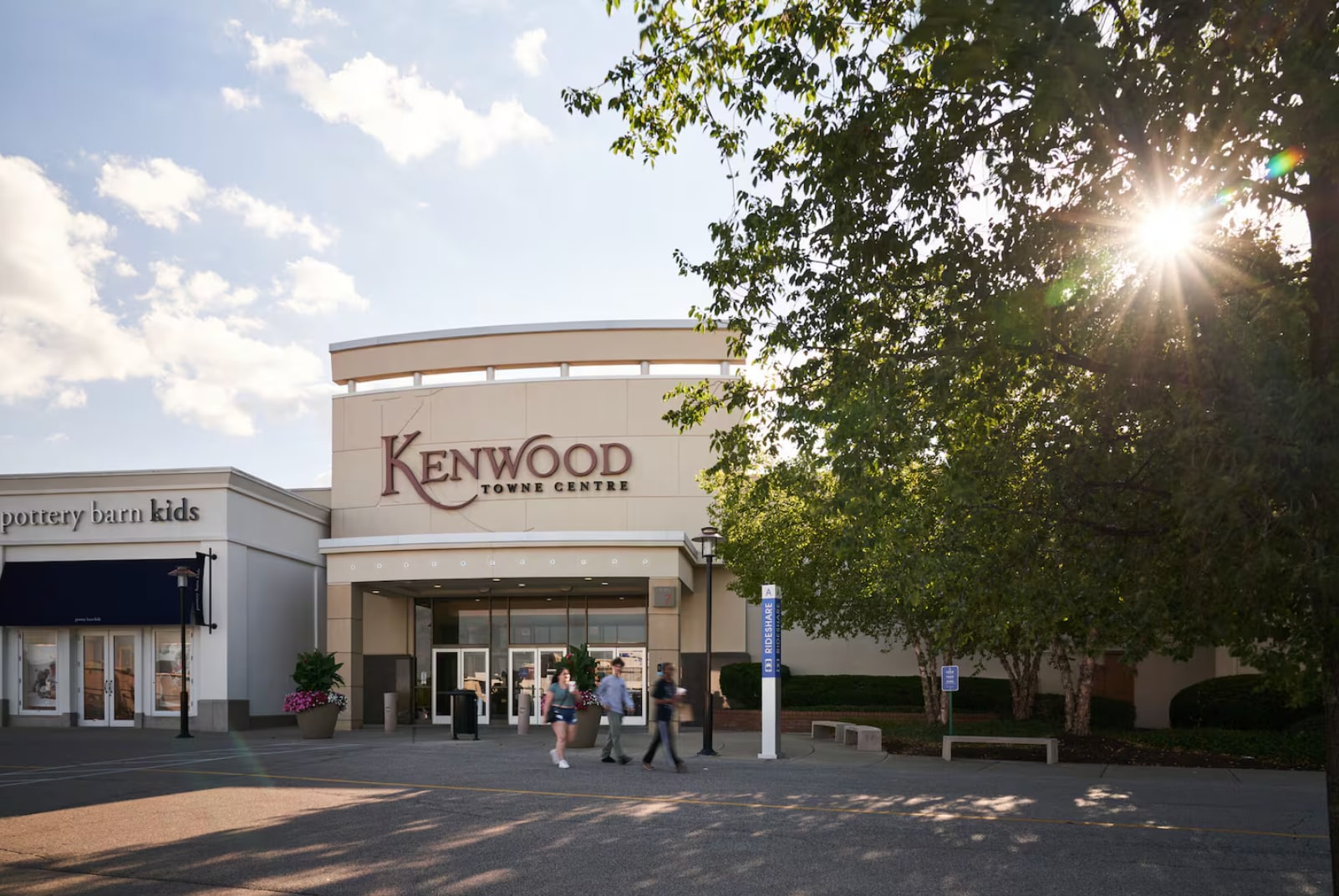 7875 Montgomery Rd, Cincinnati, OH for lease Primary Photo- Image 1 of 12