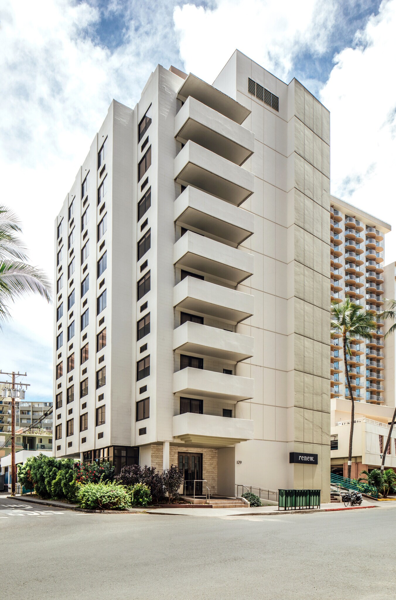 129 Paoakalani Ave, Honolulu, HI à louer Photo du bâtiment- Image 1 de 6