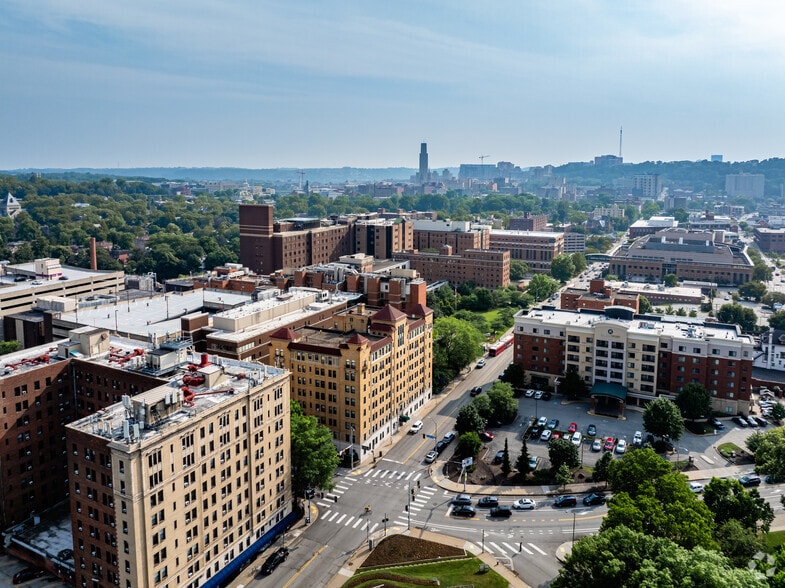 5260 Centre Ave, Pittsburgh, PA for lease - Aerial - Image 3 of 6