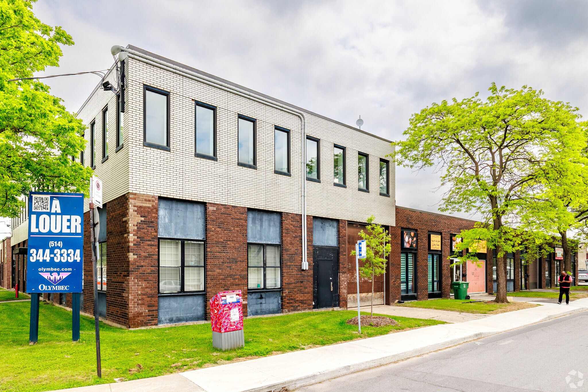 1550-1570 Rue de Louvain O, Montréal, QC for lease Building Photo- Image 1 of 4