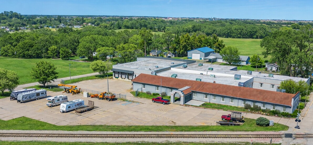 1017 E 7th St N, Newton, IA à vendre Photo principale- Image 1 de 52
