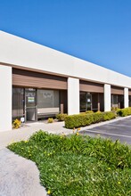 118 E Airport Dr, San Bernardino, CA for lease Building Photo- Image 2 of 4