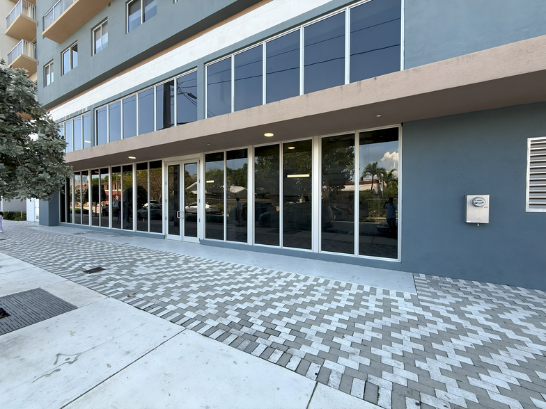 1110 NW 1st St, Miami, FL à louer - Photo du bâtiment - Image 1 de 16