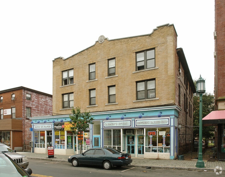 83-91 Park St, Hartford, CT for lease - Building Photo - Image 3 of 3