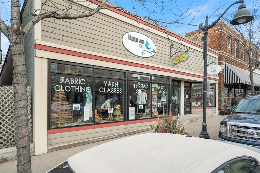 111-113 Cascade St, Osceola, WI à vendre - Photo du bâtiment - Image 2 de 28