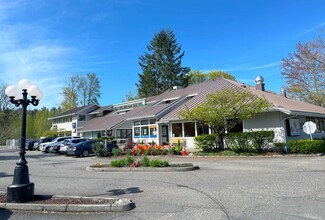 Plus de détails pour 375 NW Gilman Blvd, Issaquah, WA - Bureau, Commerce de détail à louer