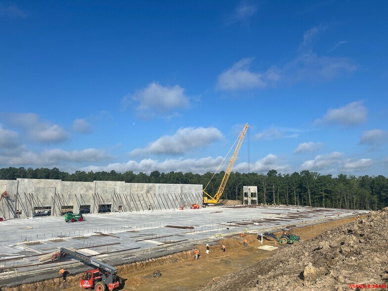 8800 Whitepine Rd, Richmond, VA à vendre - Photo du bâtiment - Image 3 de 3