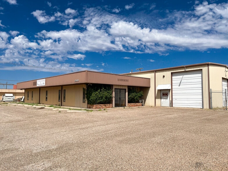 3509 Globe Ave, Lubbock, TX for lease - Building Photo - Image 3 of 14