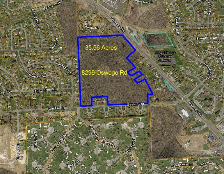 8299 Oswego Rd, Liverpool, NY à vendre Photo du bâtiment- Image 1 de 5
