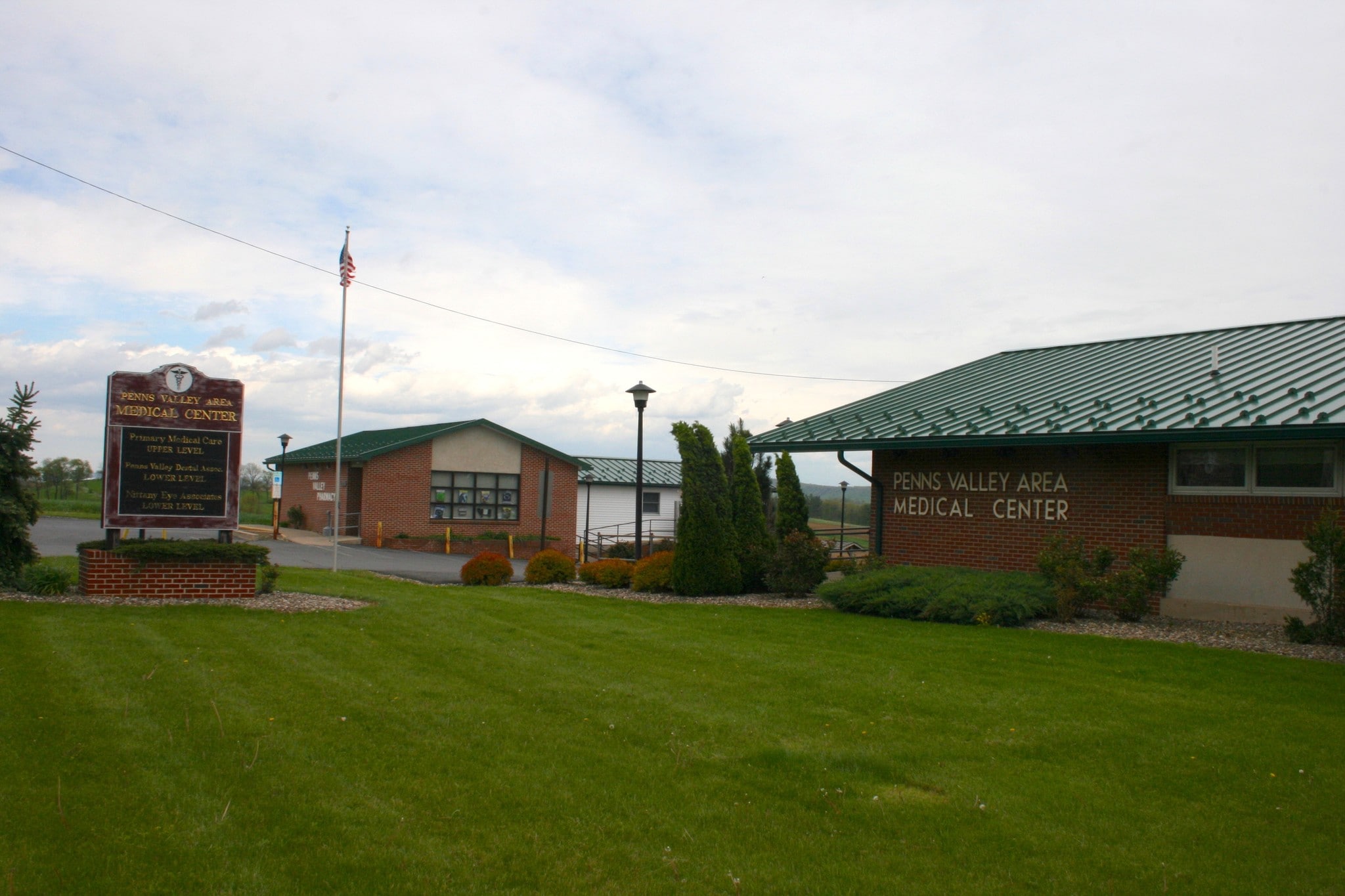 4570 Penns Valley Rd, Spring Mills, PA à vendre Photo principale- Image 1 de 43
