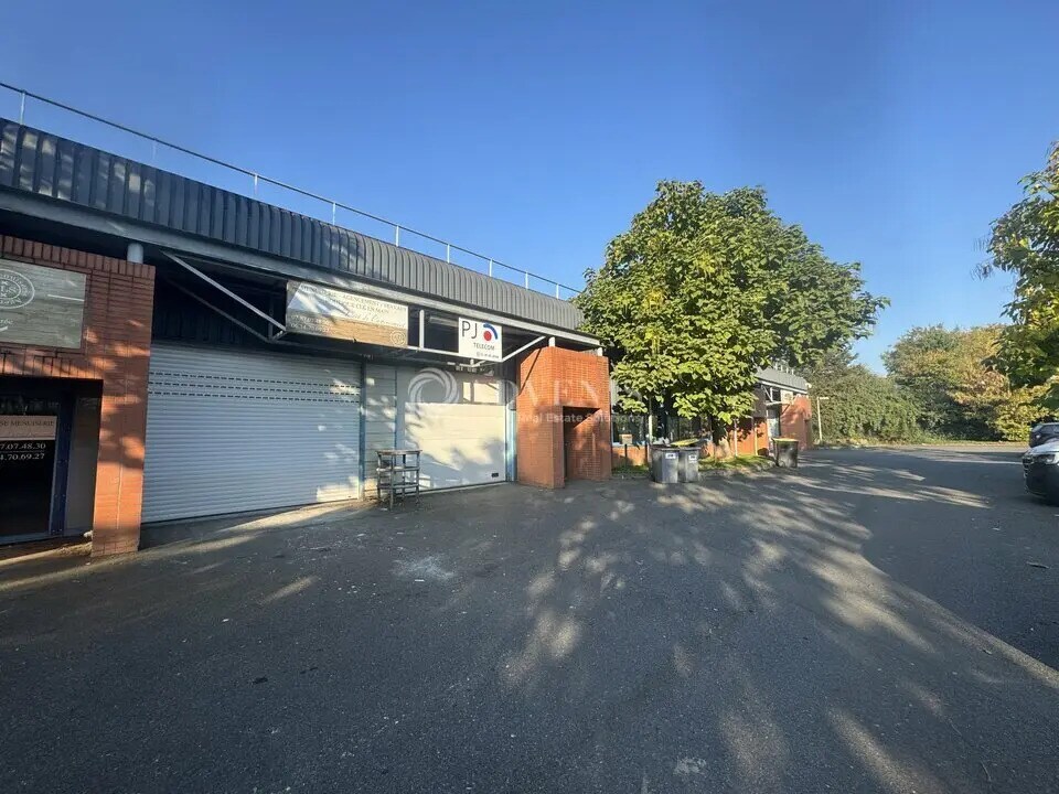 Flex dans Villepinte à louer Photo du bâtiment- Image 1 de 9