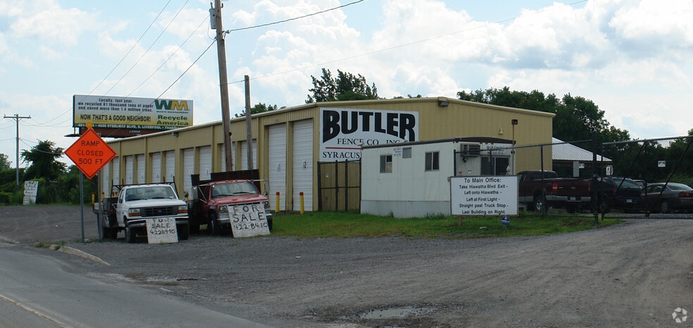 559 State Fair Blvd, Syracuse, NY à louer - Photo du bâtiment - Image 2 de 10