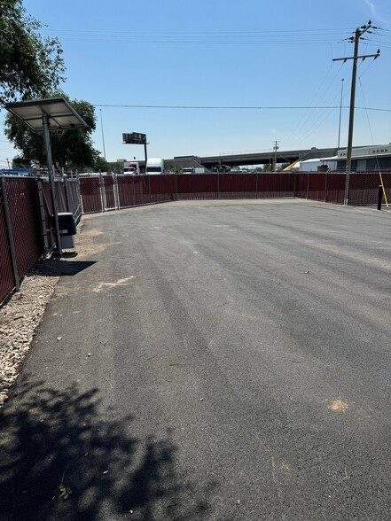 501 W 900 S, Salt Lake City, UT for lease - Building Photo - Image 3 of 9