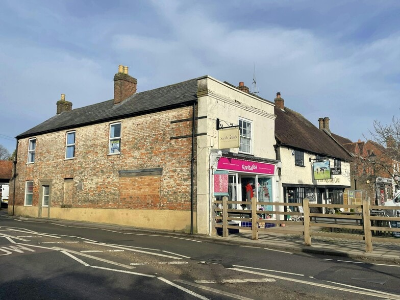 1 The Sq, Wickham for sale - Building Photo - Image 2 of 12