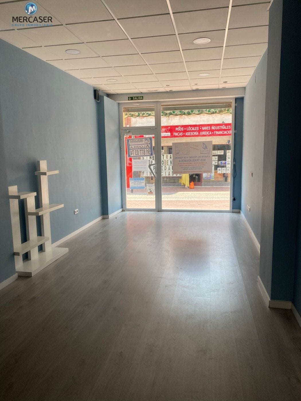 Commerce de détail dans Alcalá de Henares, Madrid à louer Photo intérieure- Image 1 de 4