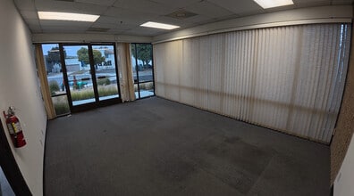 4411 DuPont Ct, Ventura, CA for lease Interior Photo- Image 2 of 5