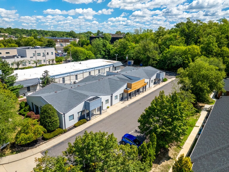 303 S Kings Hwy, Cherry Hill, NJ for sale - Building Photo - Image 2 of 4