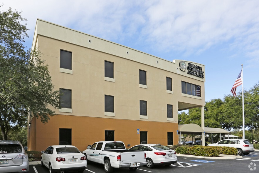 435 Commercial Ct, Venice, FL à louer - Photo du bâtiment - Image 3 de 30