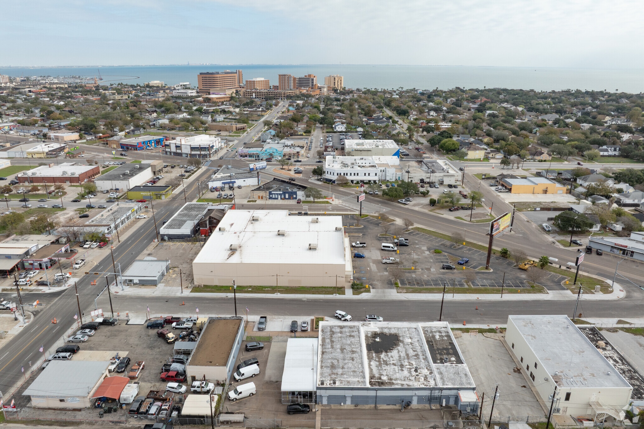 1737 S Staples St, Corpus Christi, TX for sale Primary Photo- Image 1 of 32