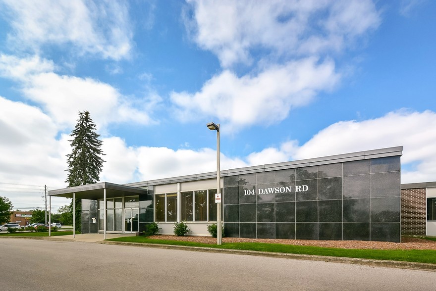 104 Dawson Rd, Guelph, ON for lease - Building Photo - Image 2 of 6
