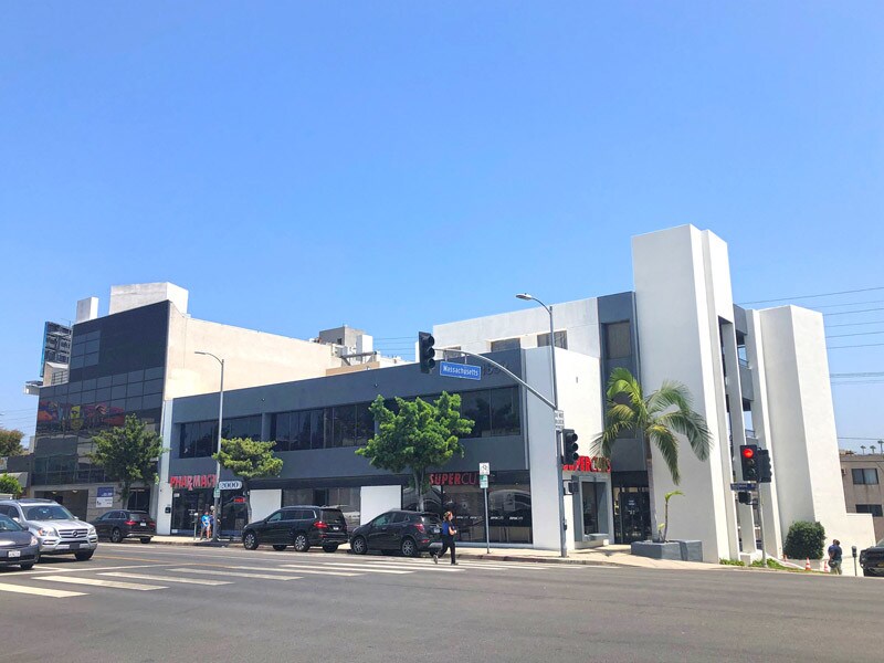 1650 Westwood Blvd, Los Angeles, CA à louer Photo du bâtiment- Image 1 de 23