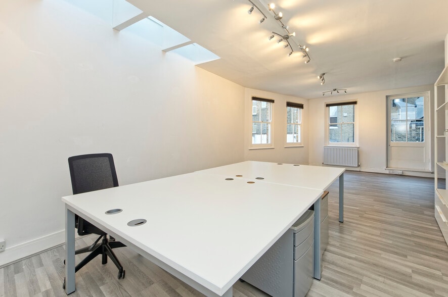 136-136B Lancaster Rd, Londres à louer - Photo intérieure - Image 3 de 6