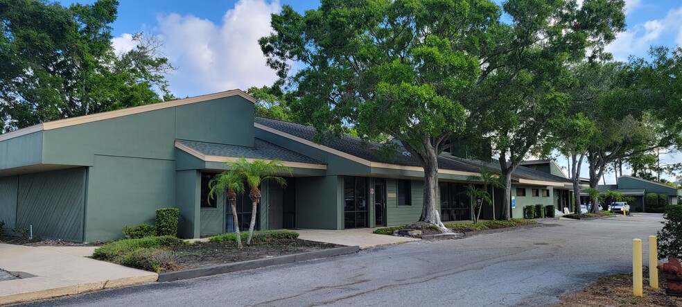 34629 U.S. Highway 19 N, Palm Harbor, FL for lease - Building Photo - Image 1 of 11