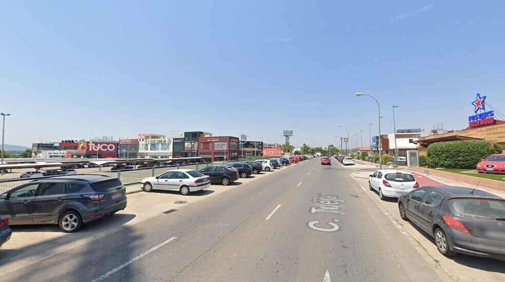 Retail in L'ELIANA, Valencia for lease - Building Photo - Image 2 of 4