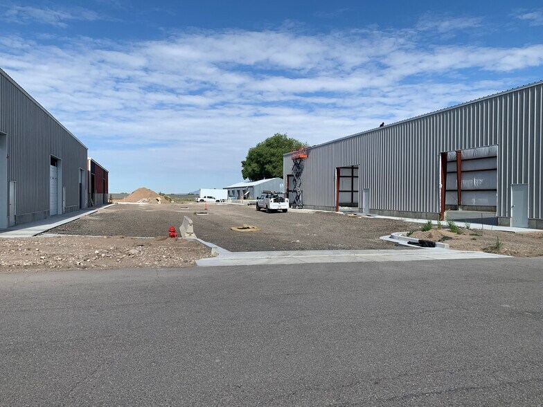 1438 W 3300 S, Ogden, UT à louer - Photo du bâtiment - Image 2 de 4