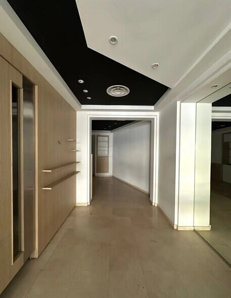 Commerce de détail dans Paris à vendre - Photo intérieure - Image 2 de 4