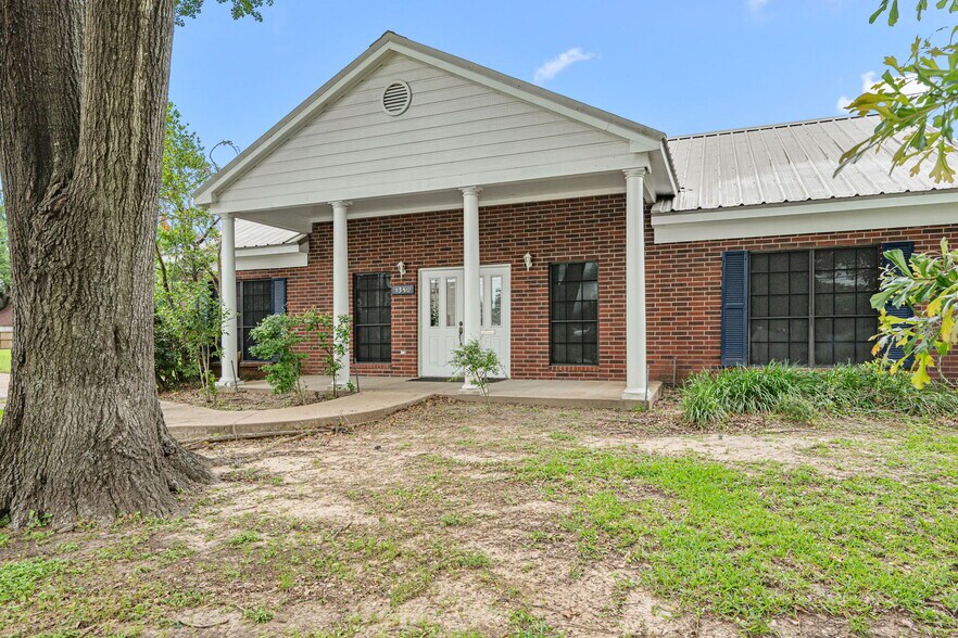 1350 Avenue D, Katy, TX à vendre - Photo du bâtiment - Image 1 de 17