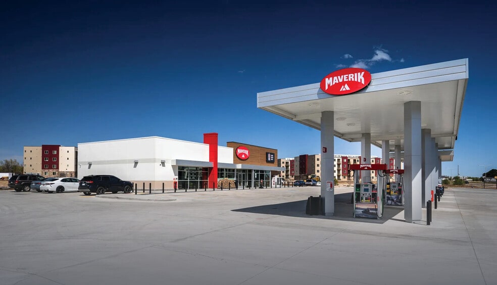 6735 N Carefree Cir, Colorado Springs, CO for sale - Building Photo - Image 2 of 7